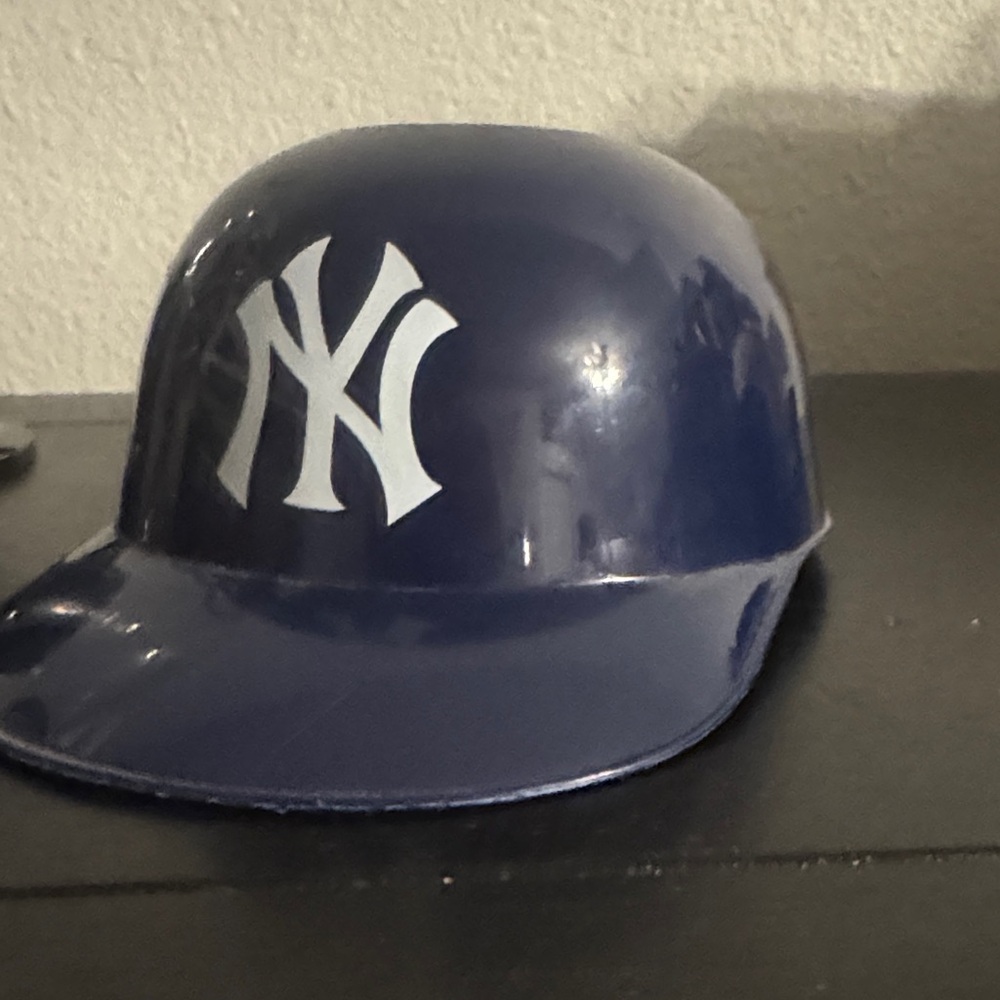 New York Yankees mini cap